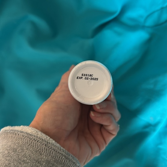 DRMTLGY Universal Tinted Moisturizer SPF 46 - Picture 5 of 5